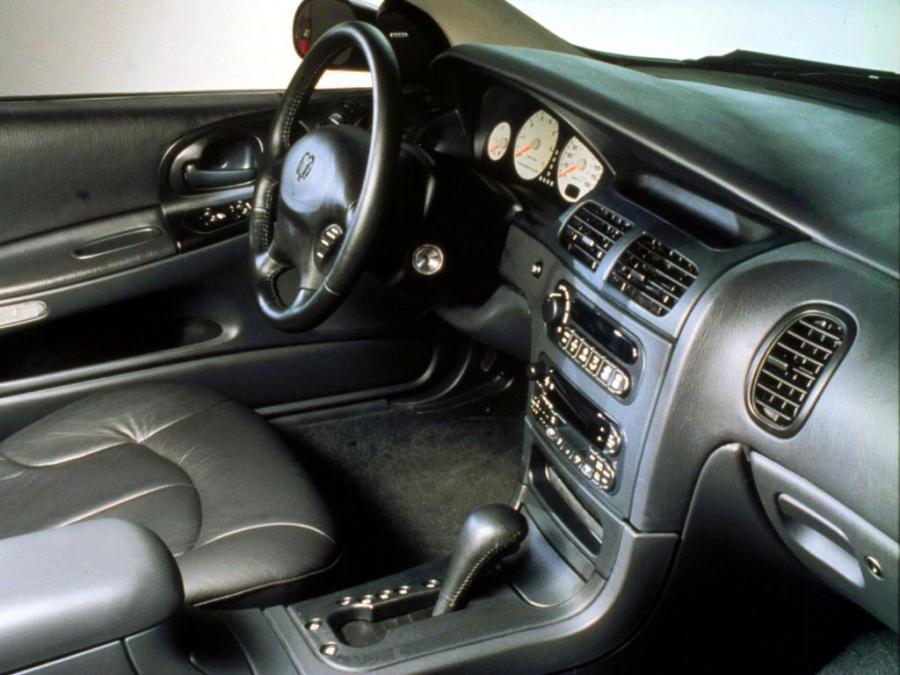  Dodge Intrepid 1997 года  (фото 6 из 10)